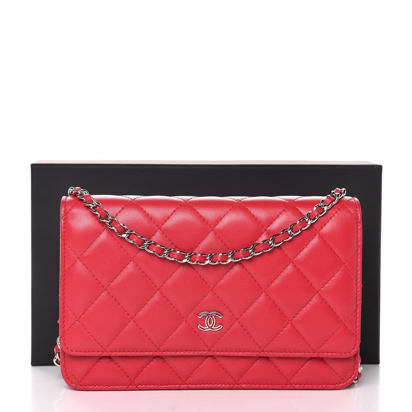 Lambskin Quilted Wallet On Chain WOC Red
