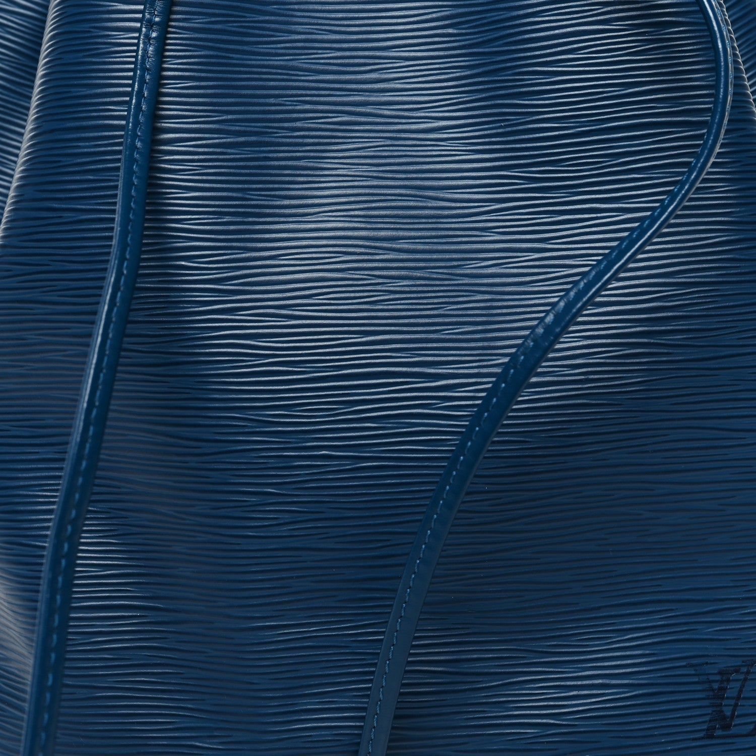 Louis Vuitton Epi Petit Noe Toledo 7 of 9
