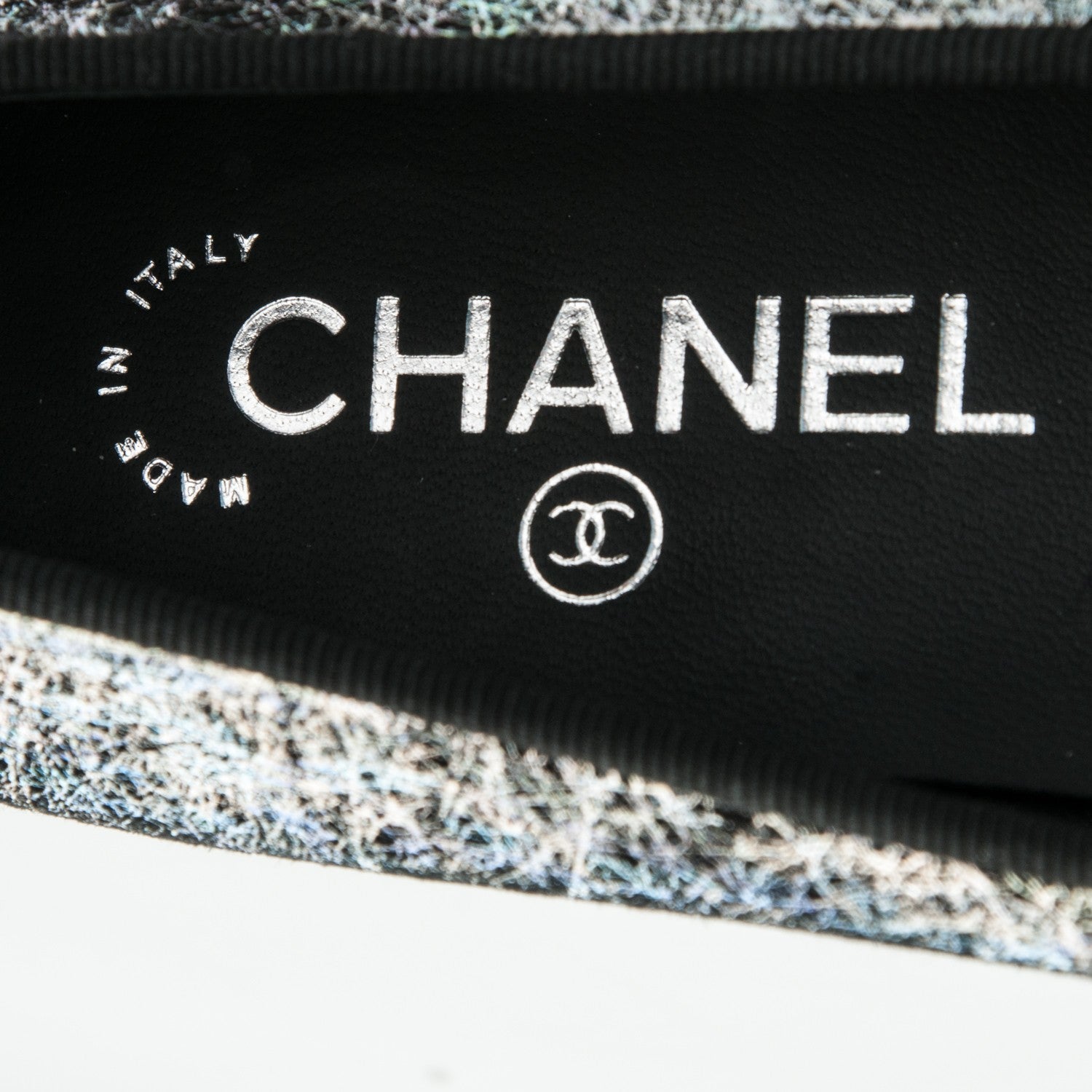Chanel Metallic Calfskin Hologram Cap Toe Ballerina Flats 38.5 Silver 7 of 7