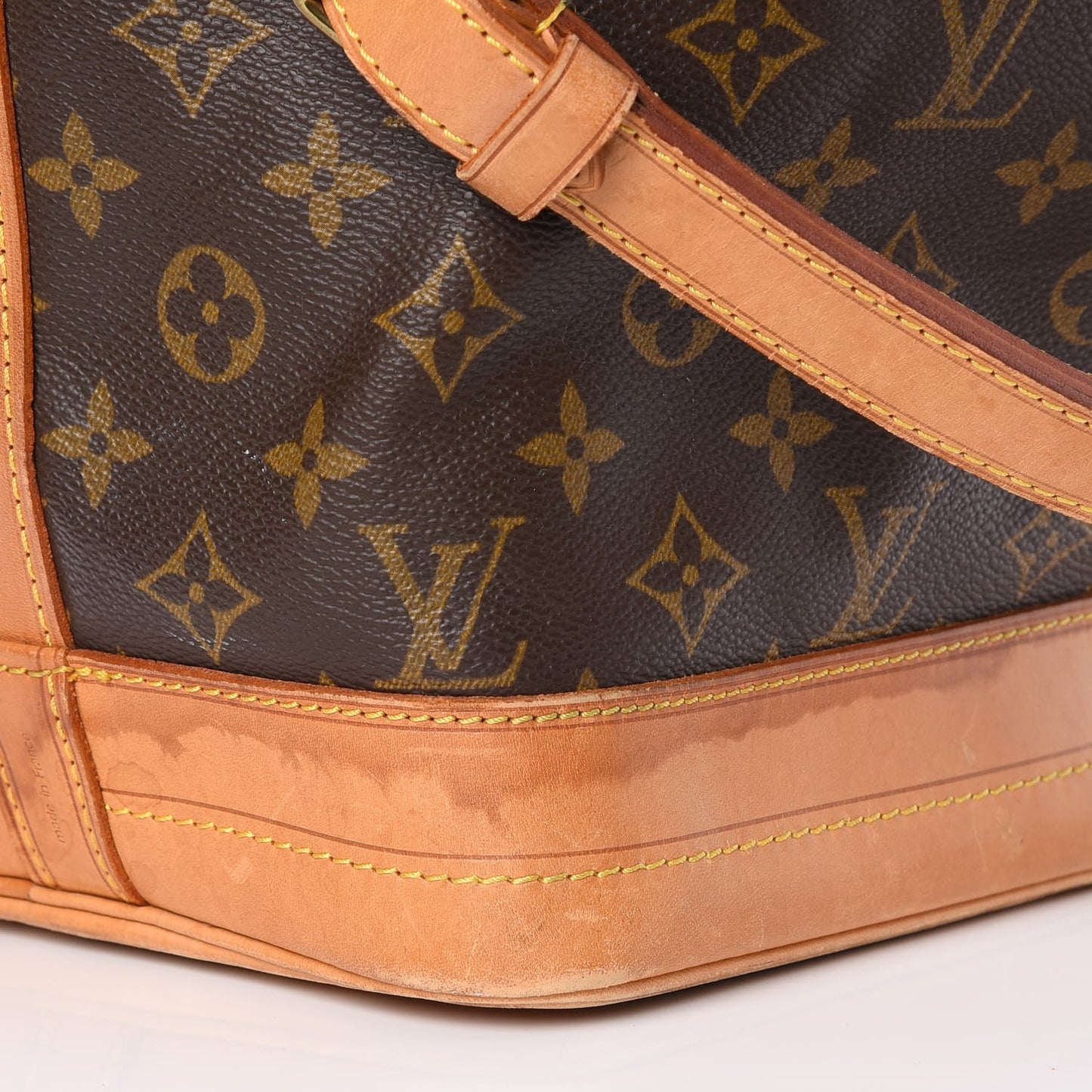 Monogram Noe