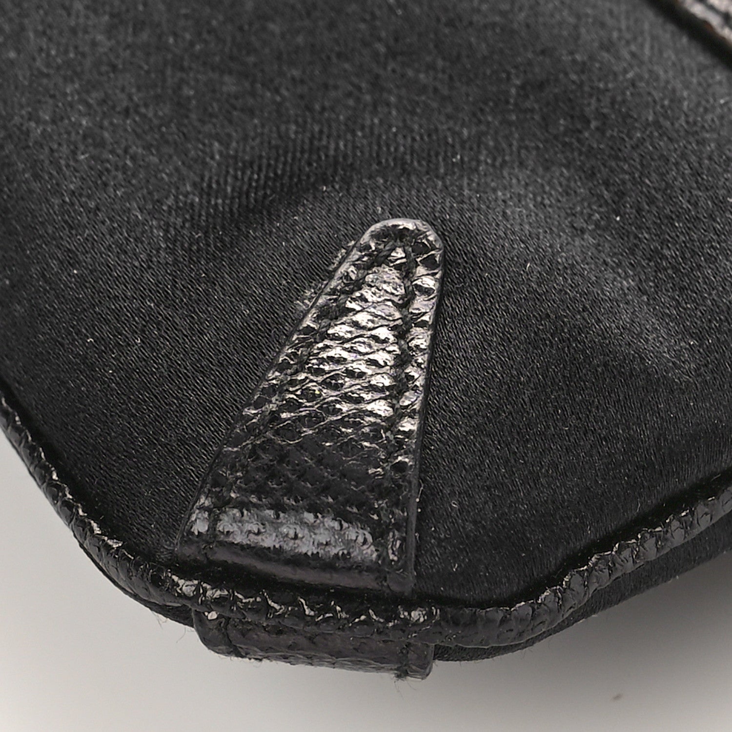 Gucci Satin Lizard Crystal GG Pochette Black 9 of 12