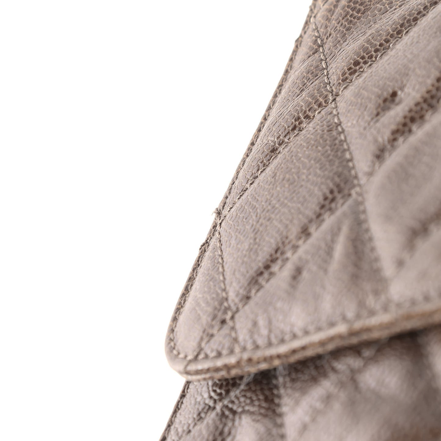 Crumpled Grained Calfskin Jumbo CC Crave Flap Beige