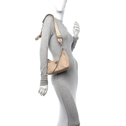 Prada Nylon Re-Edition 2005 Shoulder Bag Cammeo 2 of 18