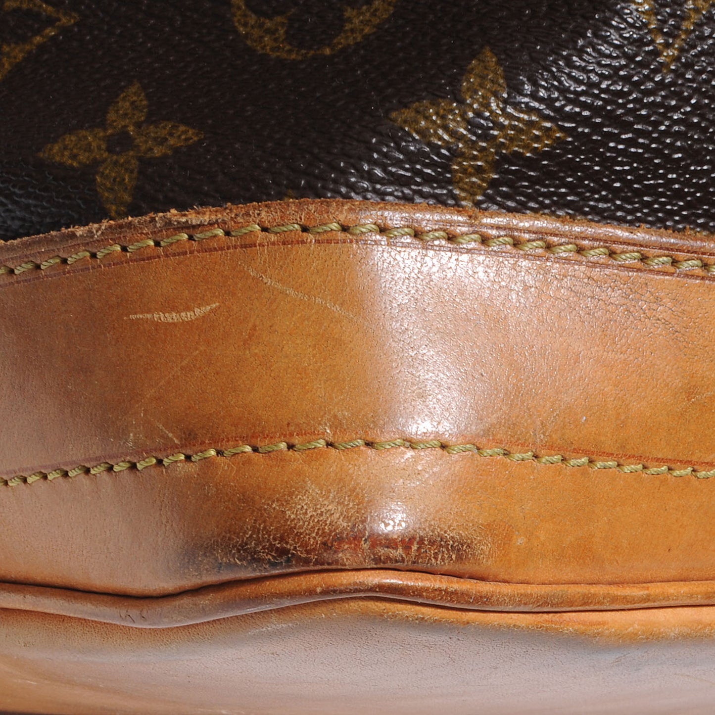 Monogram Noe