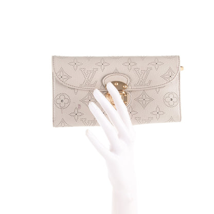 Louis Vuitton Mahina Amelia Wallet Ivory 4 of 7