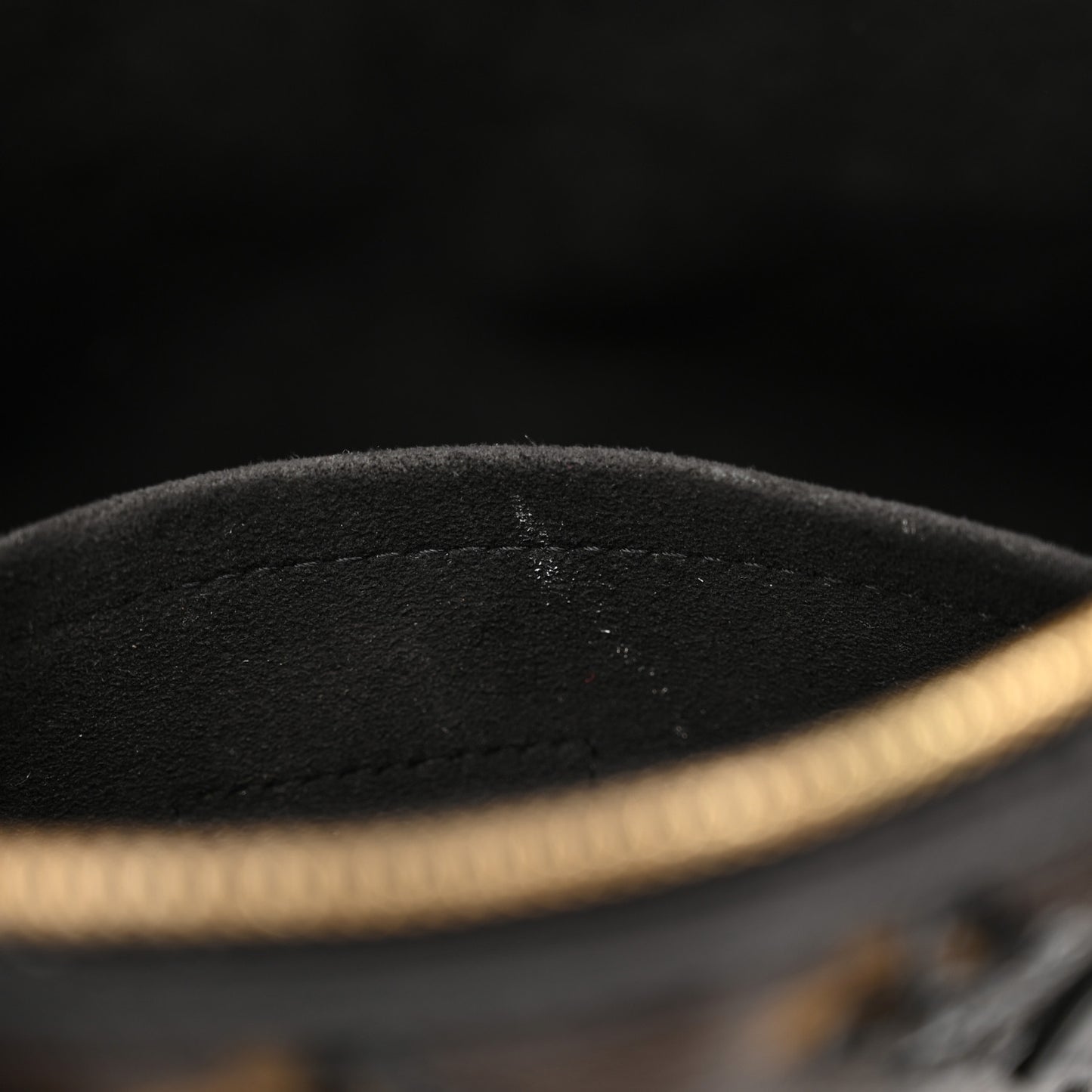 Monogram Sequins Eclipse Alma Black