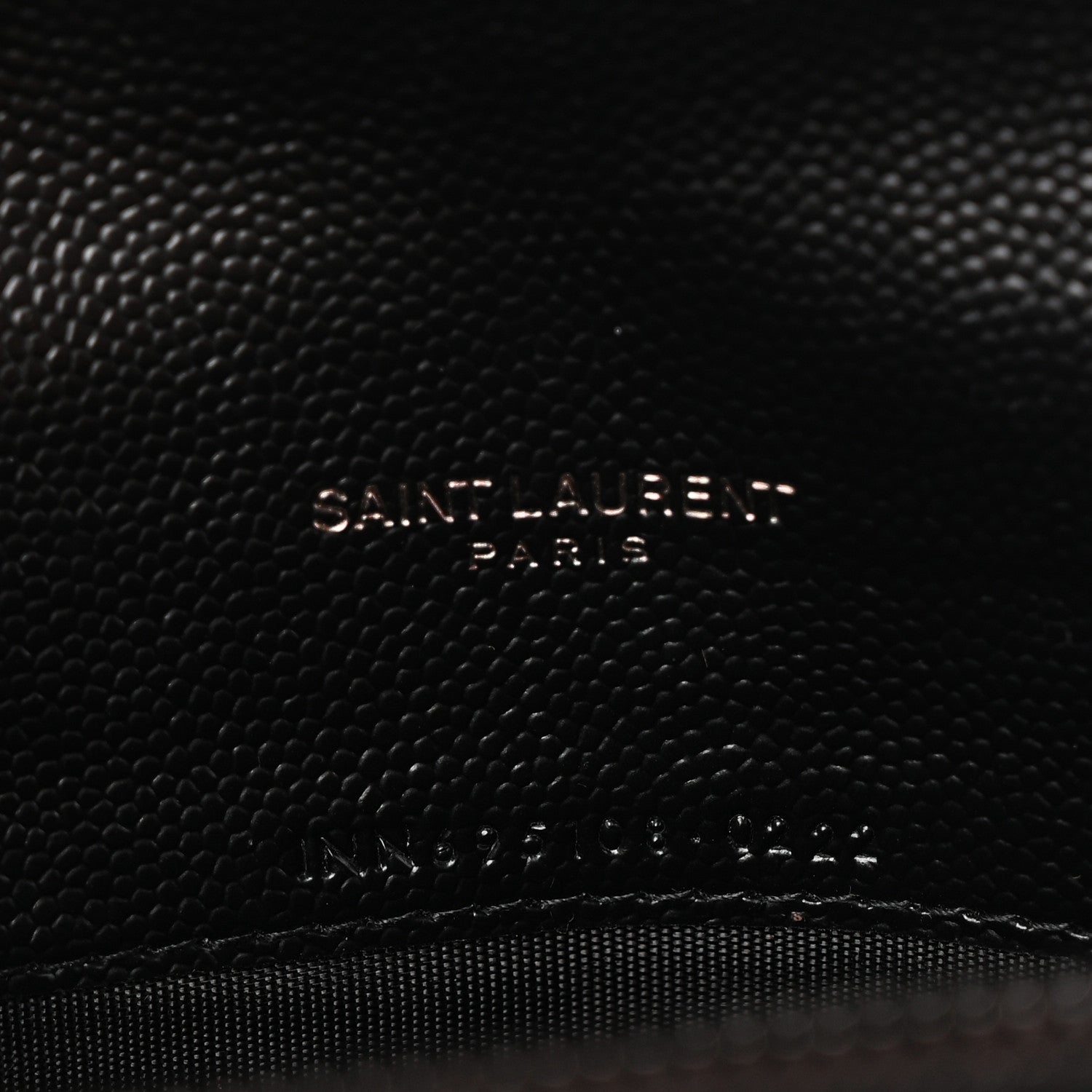Saint Laurent Grain De Poudre Matelasse Chevron Monogram Monochrome Envelope Chain Wallet Black 7 of 11