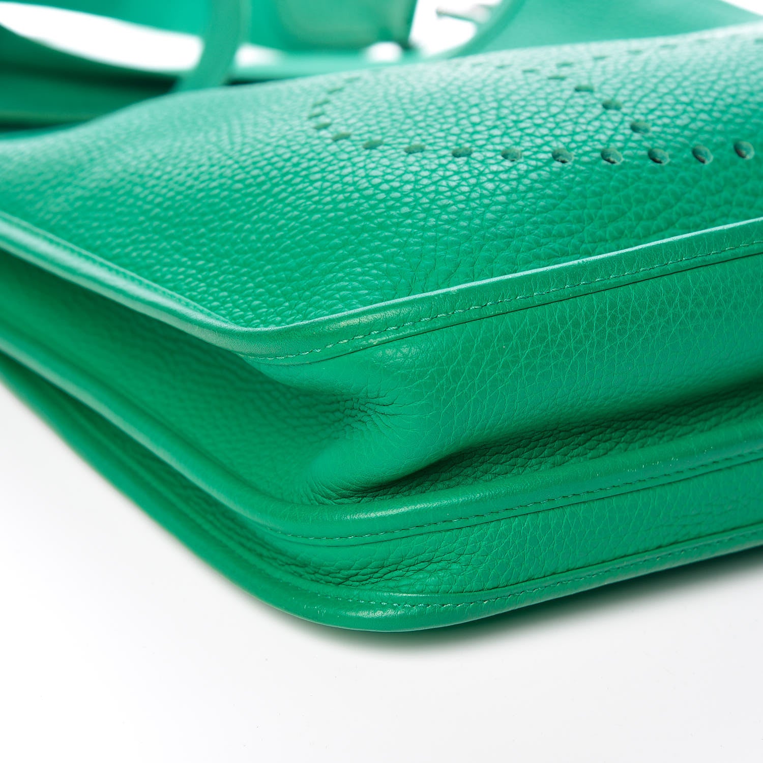 Hermes Taurillon Clemence Evelyne III PM Vert Menthe 27 of 28