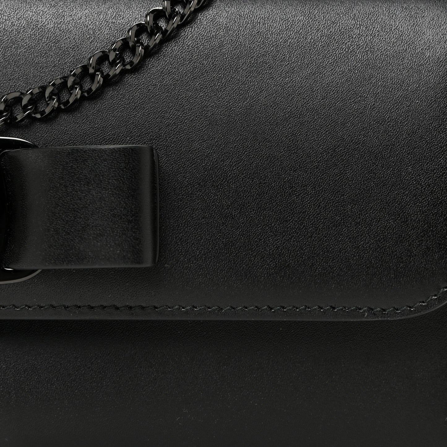 Calfskin Vara Rainbow Wallet On Chain Black