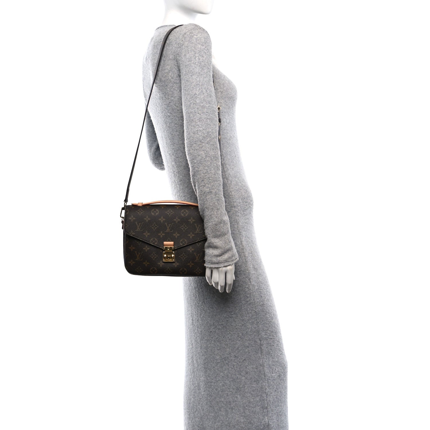Louis Vuitton Monogram Pochette Metis 2 of 9
