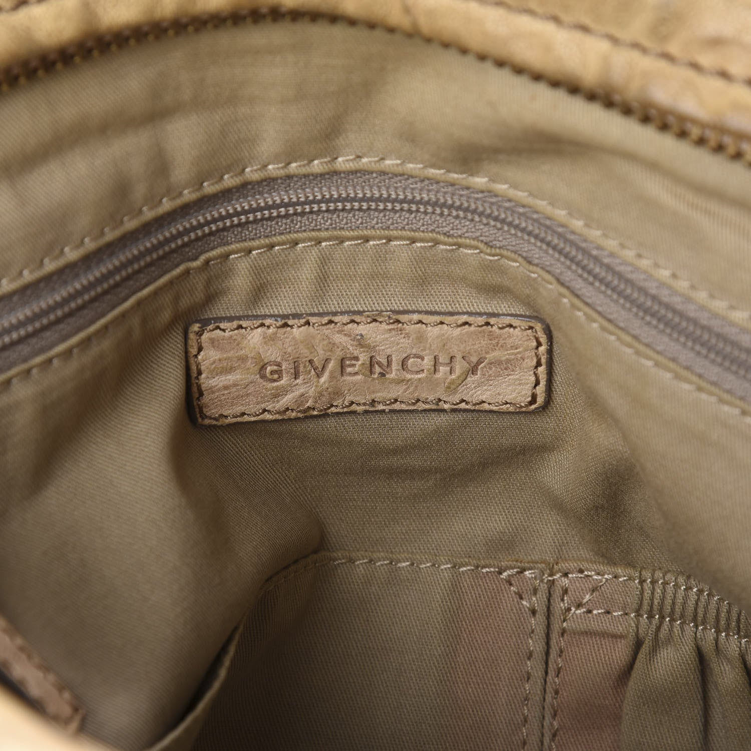 Givenchy Tumbled Sheepskin Medium Pandora Beige 9 of 11