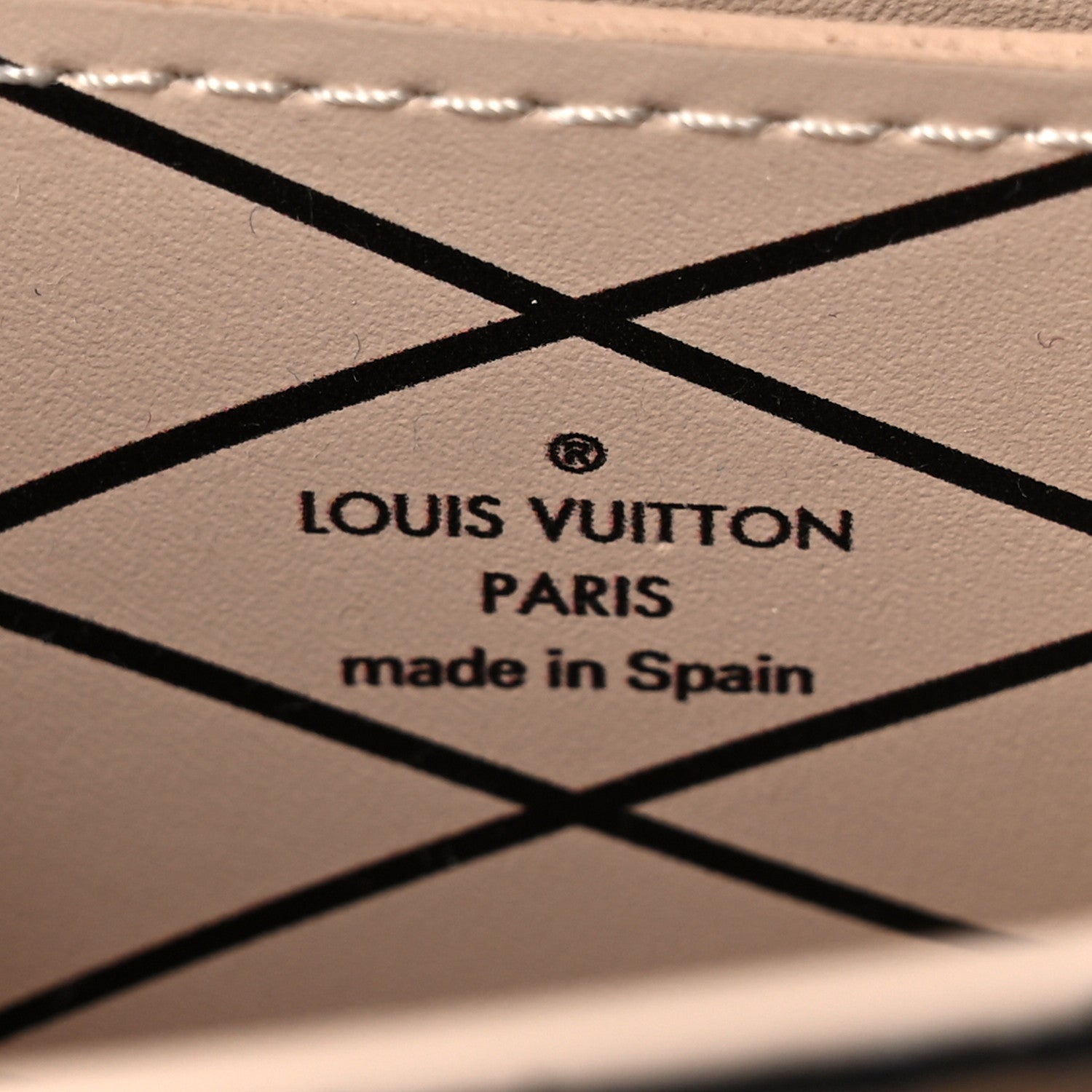 Louis Vuitton Reverse Monogram Essential Trunk Black 6 of 11