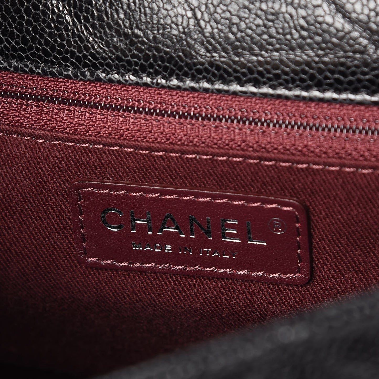 Crumpled Grained Calfskin Jumbo CC Crave Flap Black