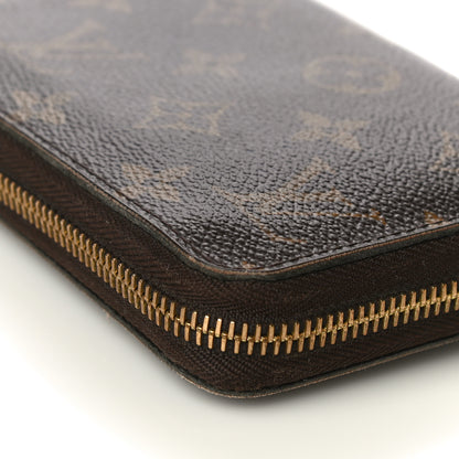 Louis Vuitton Monogram Zippy Wallet 10 of 17