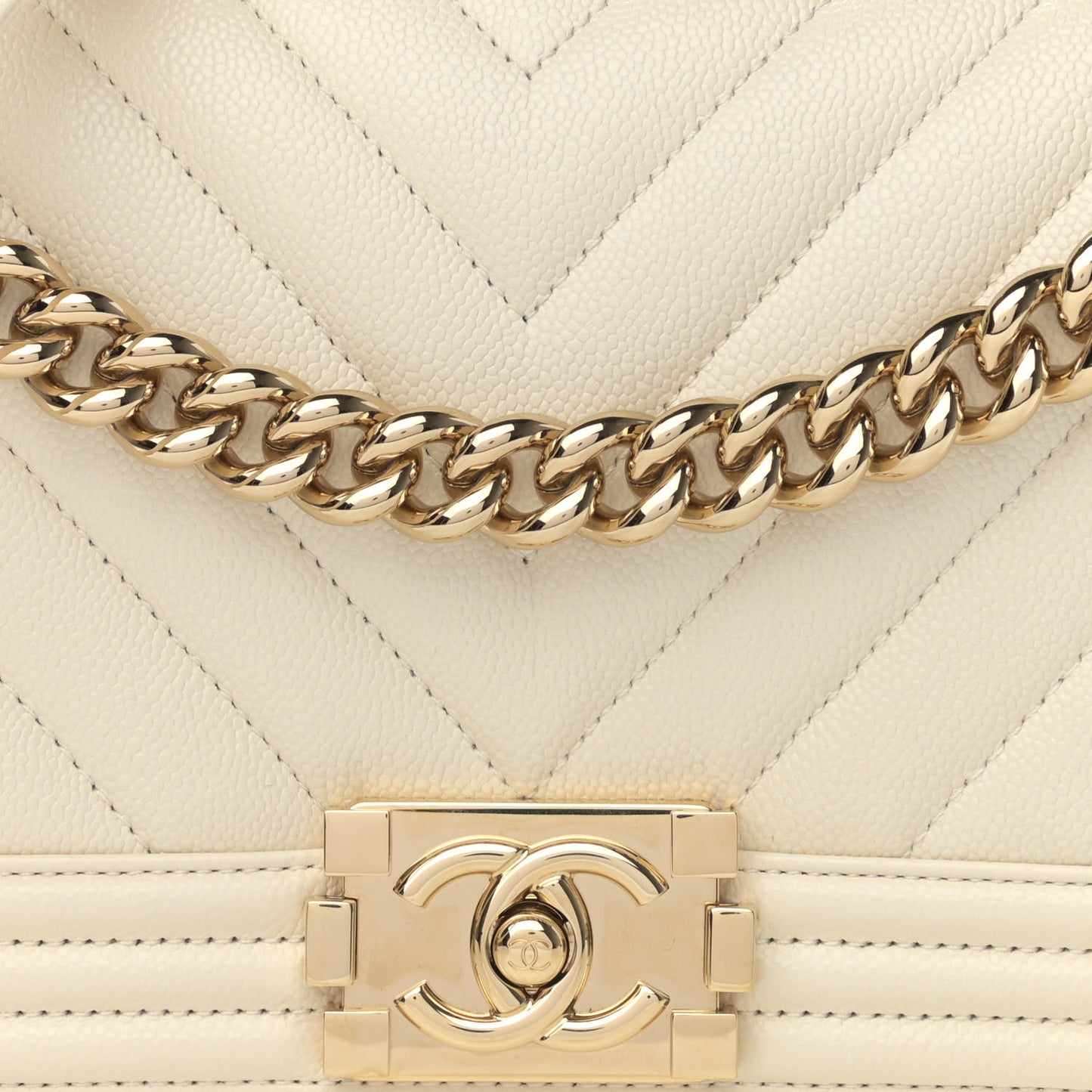 Caviar Chevron Quilted Medium Boy Flap Beige