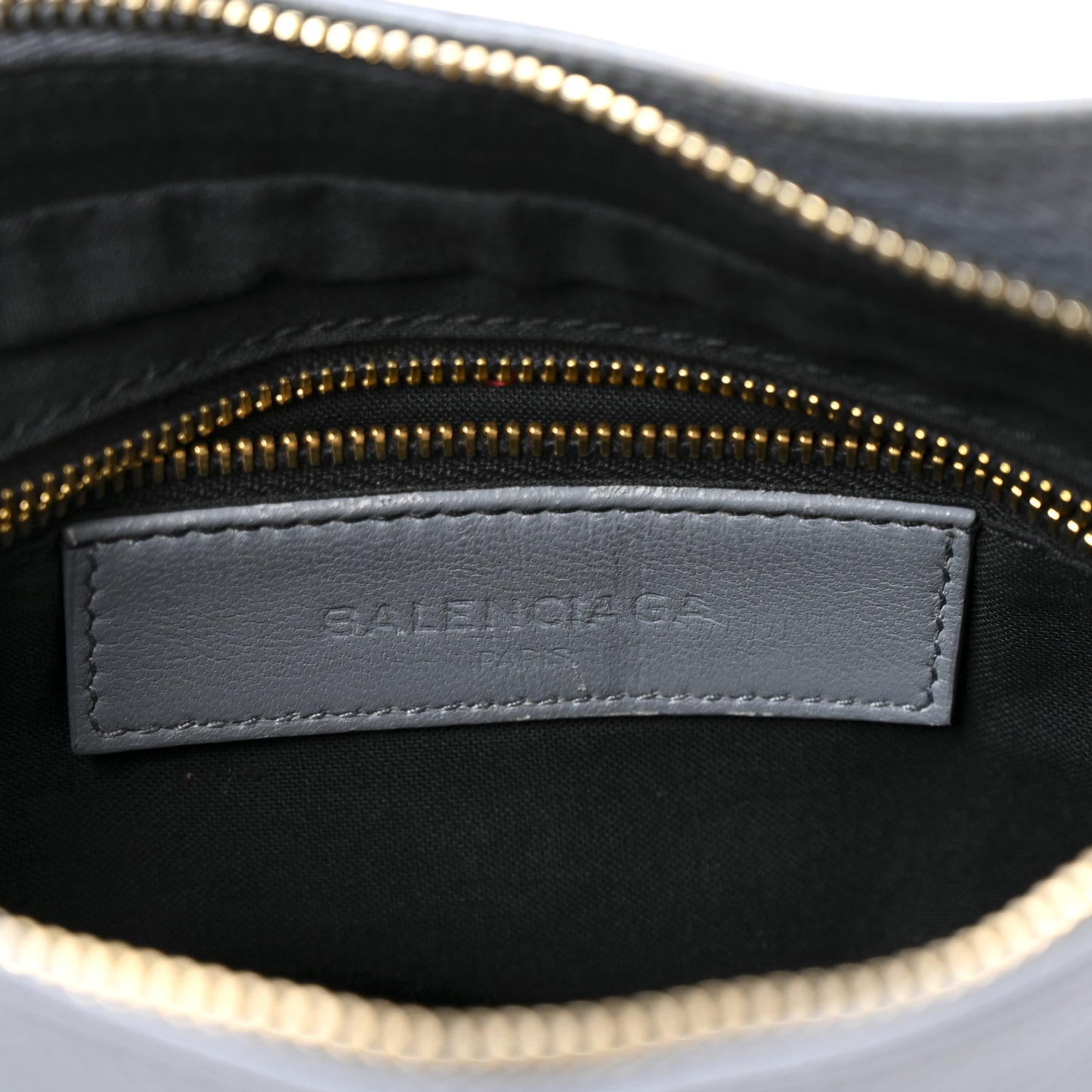 Chevre Gold Metallic Edge Hardware Hip Gris Acier