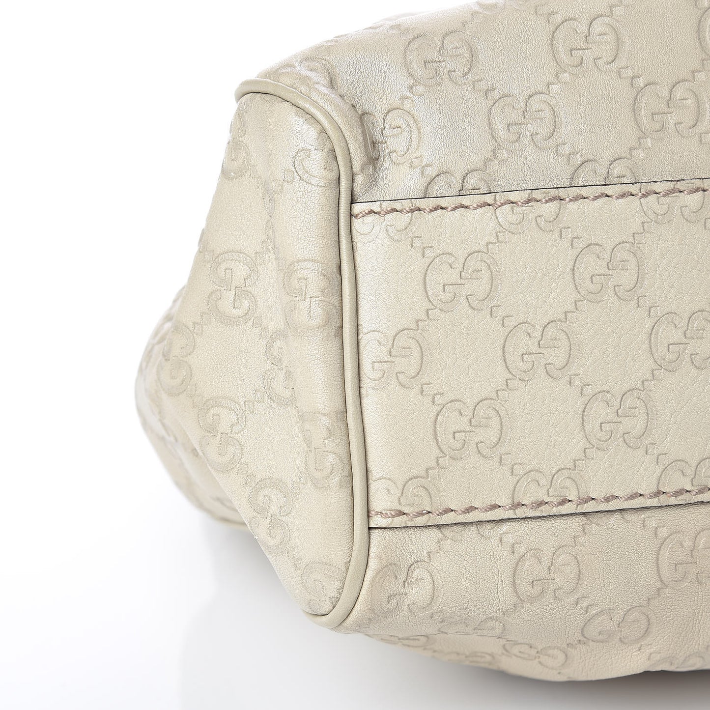 Guccissima Medium Sukey Tote Mystic White