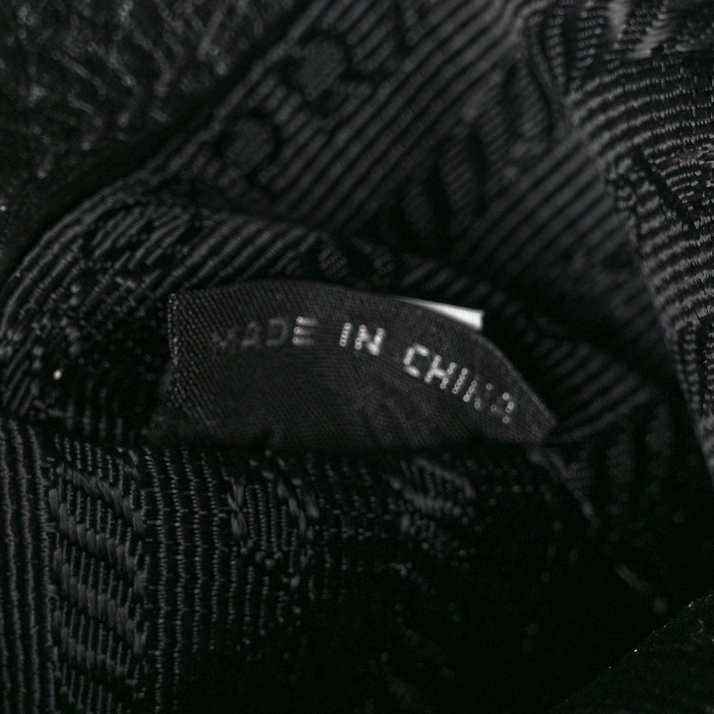 Vitello Daino Belt Bag Black