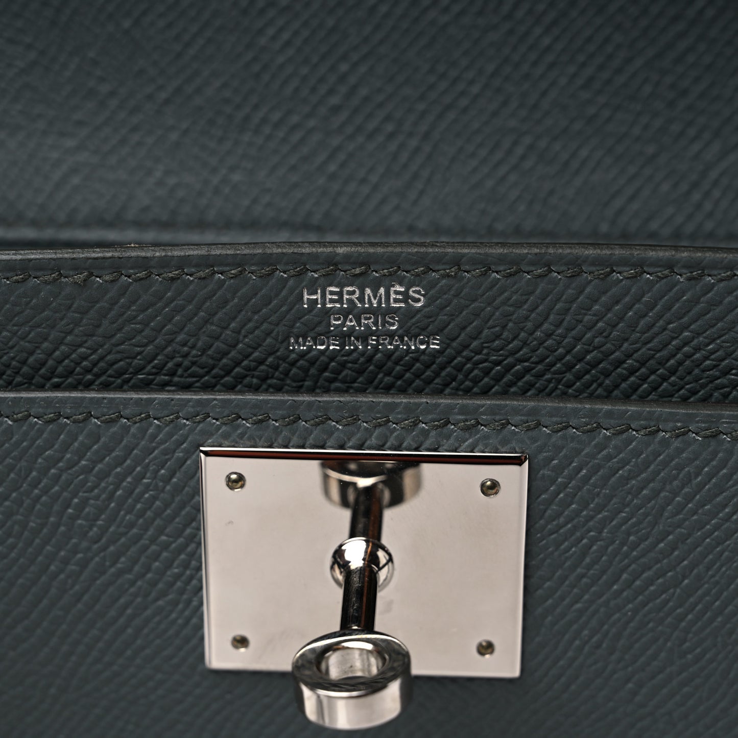 Epsom Kelly Depeches 25 Pouch Vert Amande