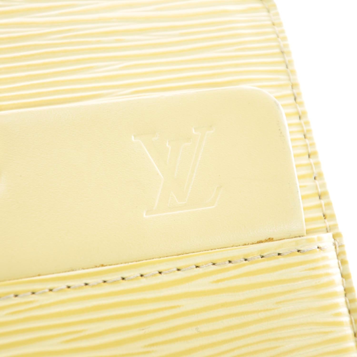 Louis Vuitton Epi Croisette PM Vanilla 7 of 10