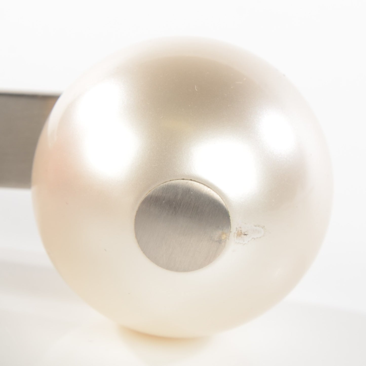 Giant Pearl Headphones Necklace Silver