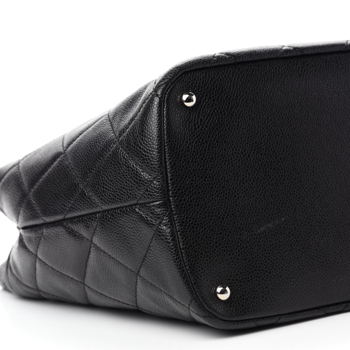 Caviar Quilted CC Timeless Soft Tote Black