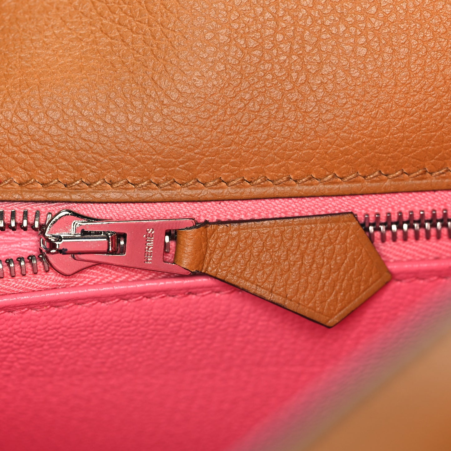 Evercolor Verso Kelly Retourne 28 Caramel Rose d'Ete