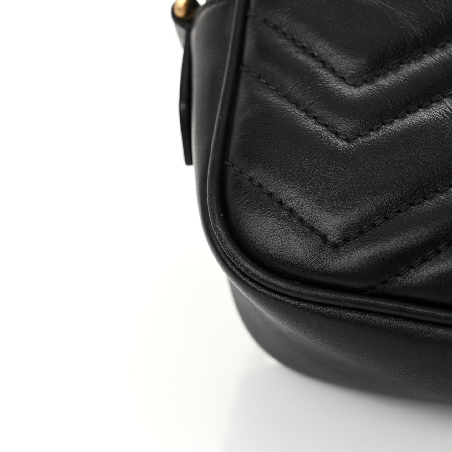 Calfskin Matelasse Mini GG Marmont Chain Shoulder Bag Black