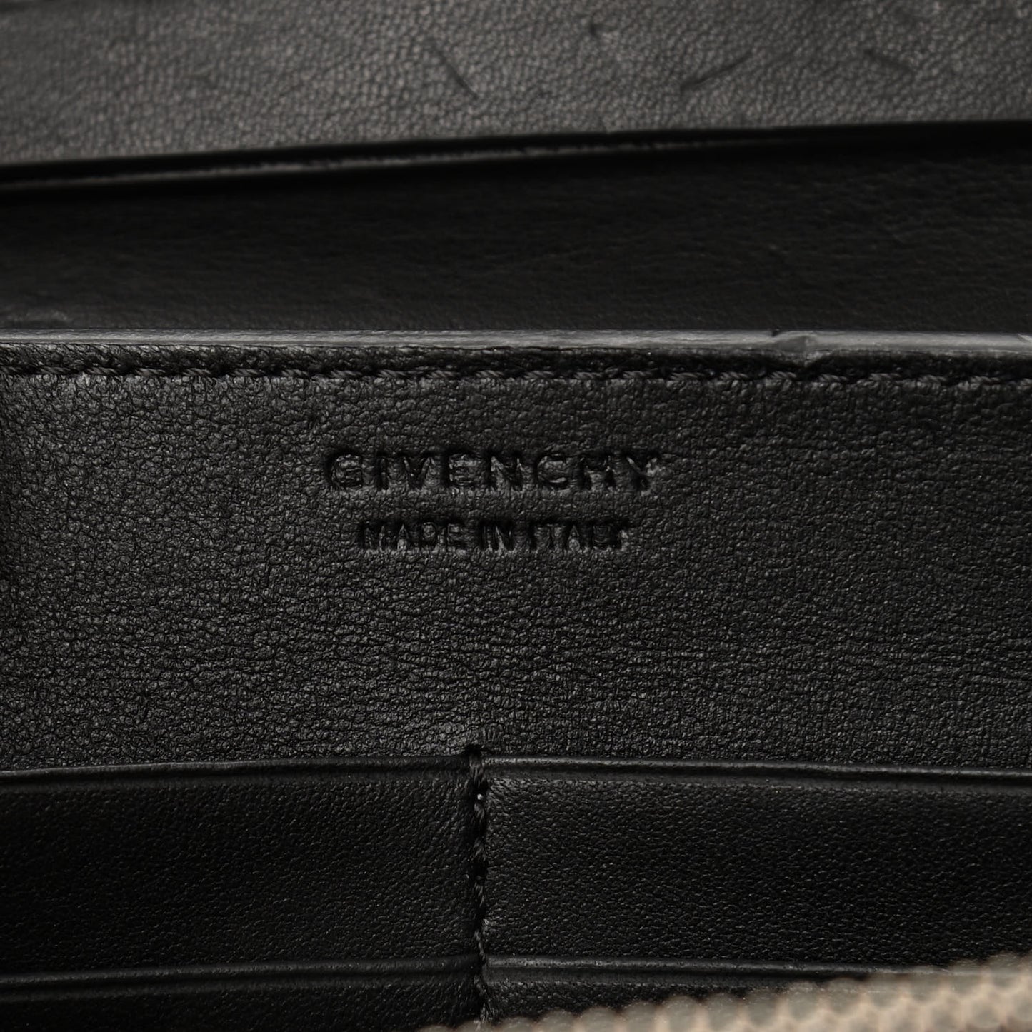 Calfskin Shark Lock Chain Wallet Black