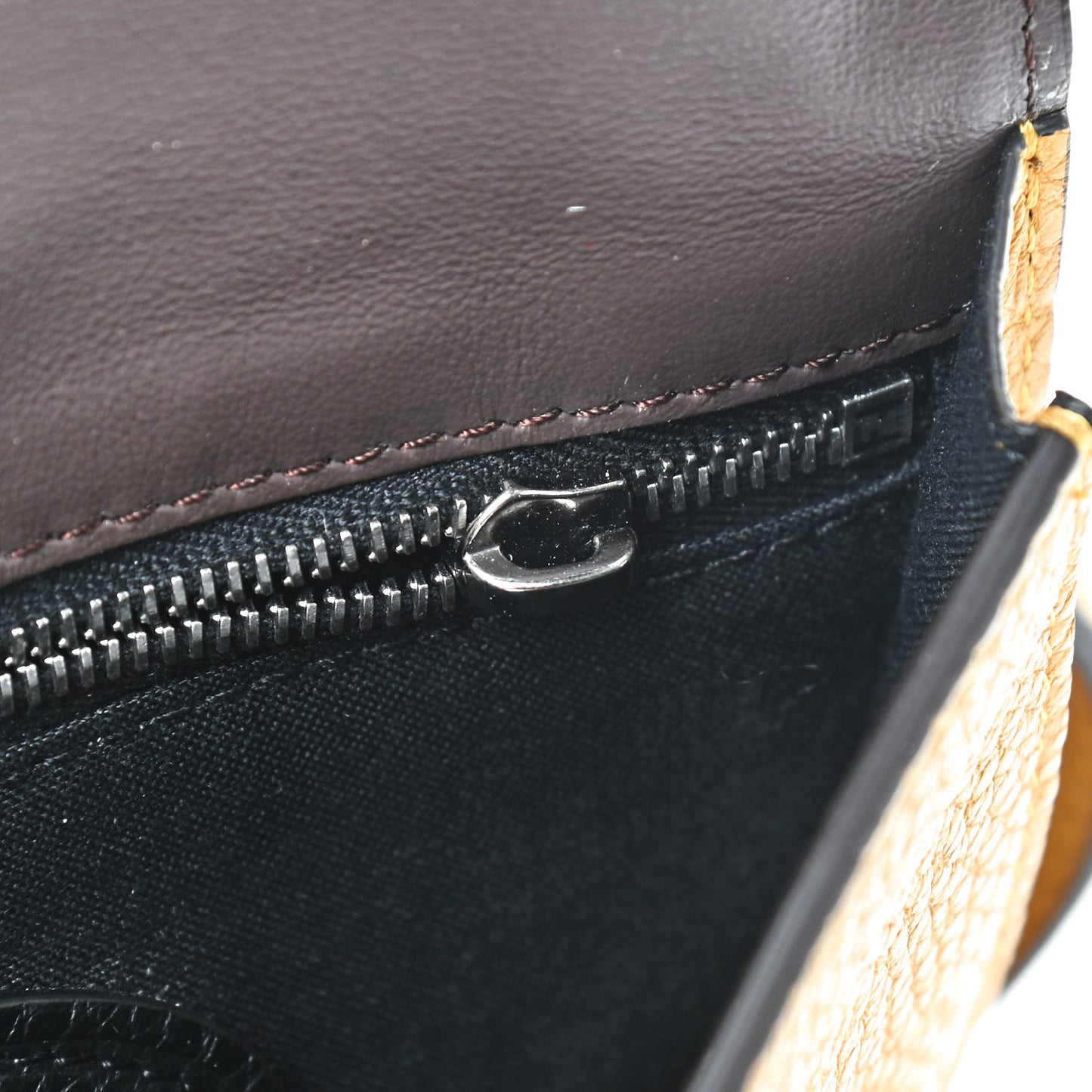 Cuoio Romano Selleria Baguette Belt Pouch Giallo Fendi