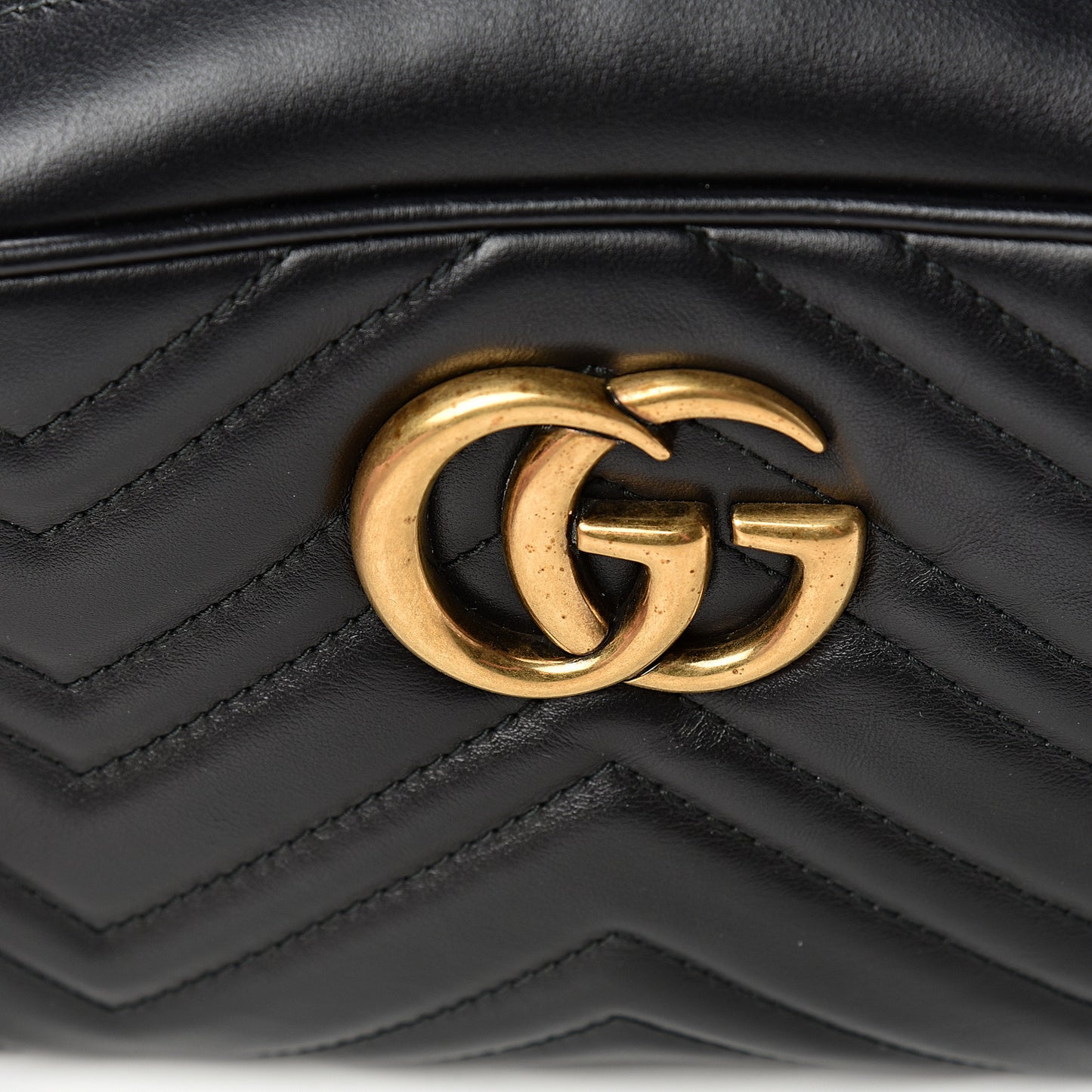 Calfskin Matelasse Small GG Marmont Chain Shoulder Bag Black
