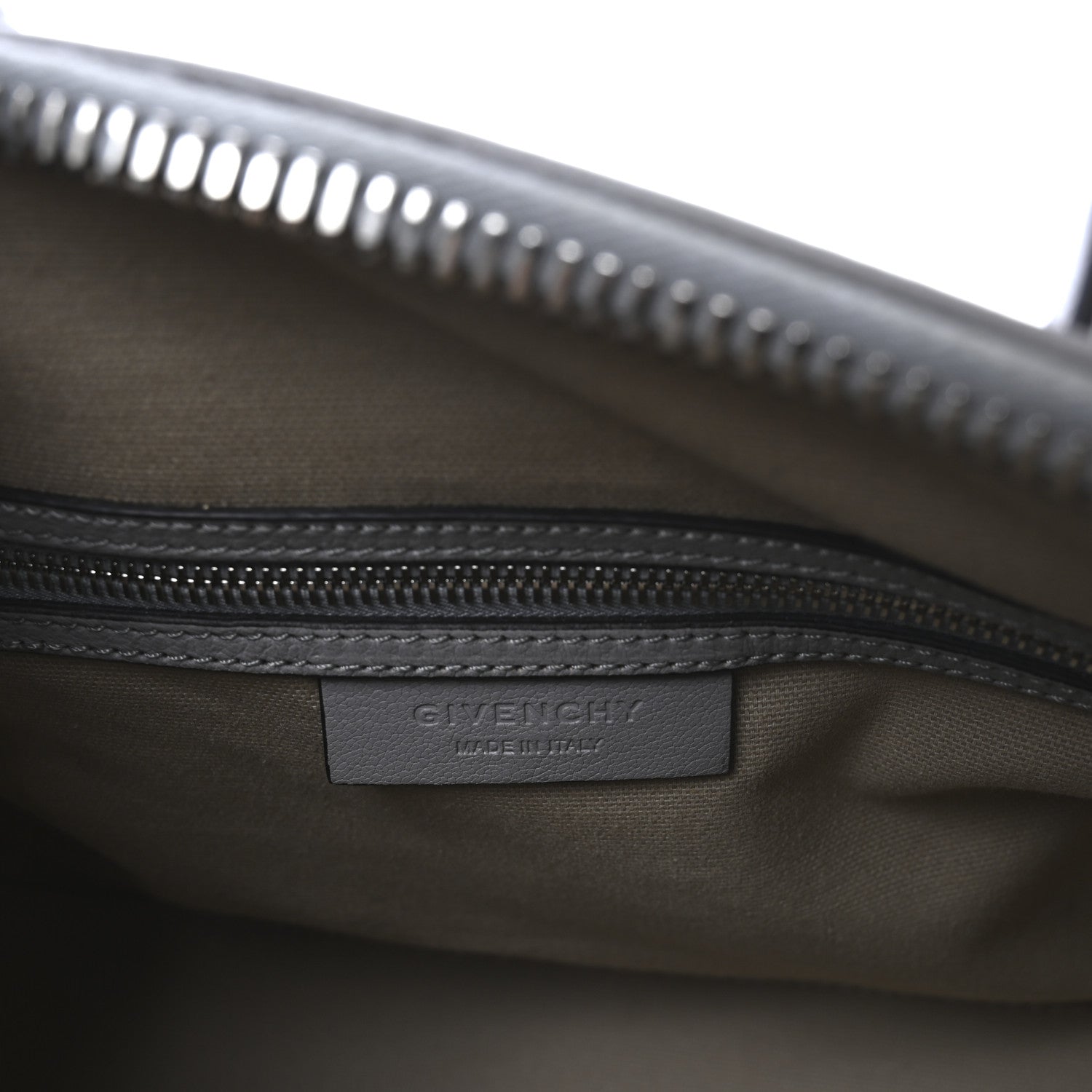 Givenchy Sugar Goatskin Small Antigona Pearl Grey 17 of 27