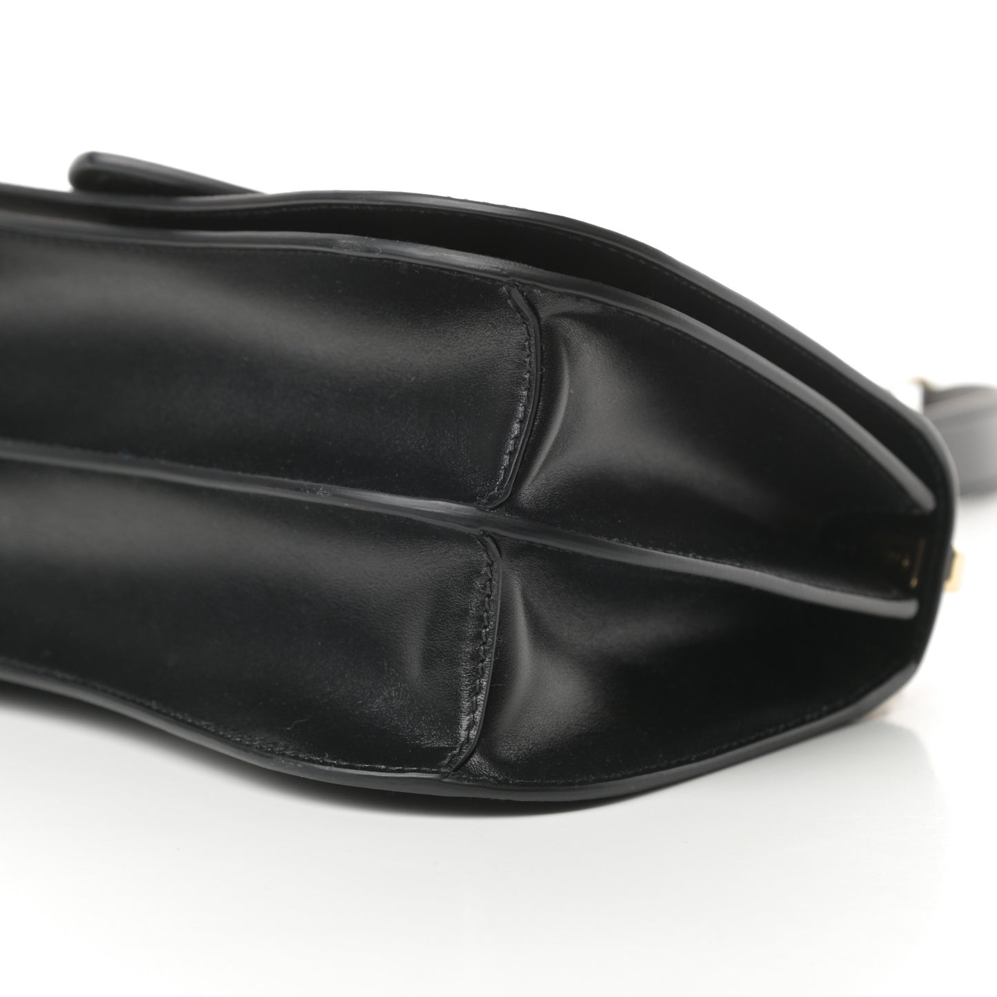 City Calfskin Sidonie Small Chain Crossbody Bag Black