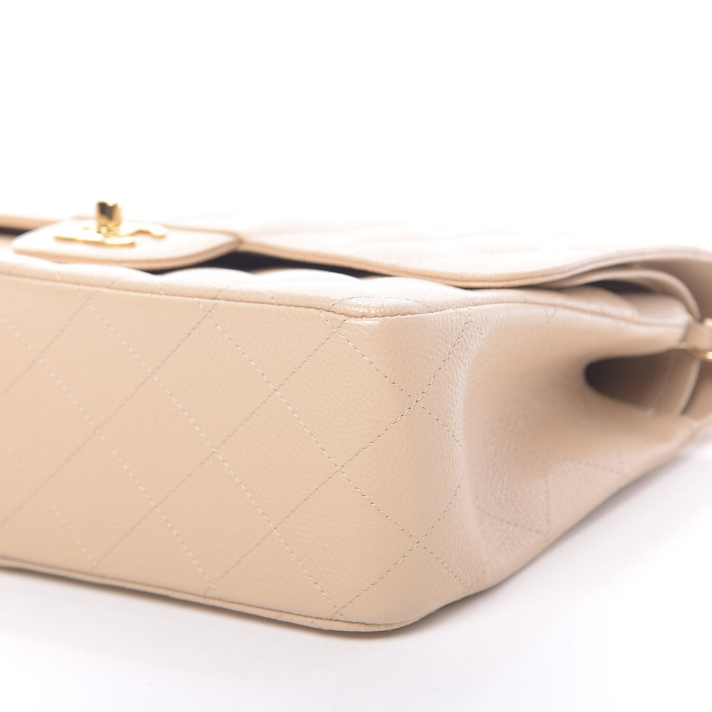 Caviar Quilted Jumbo Double Flap Beige Clair