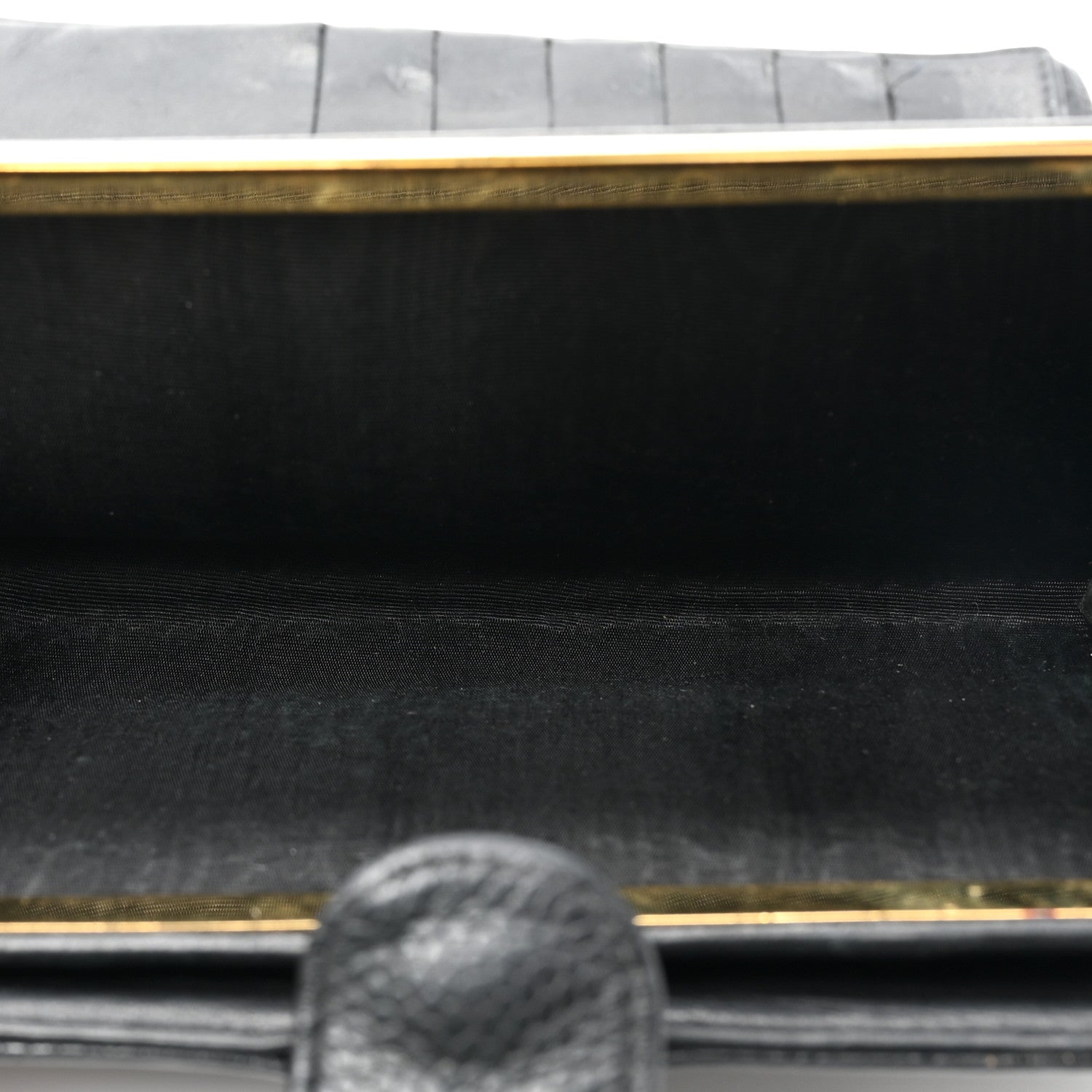 Chanel Caviar Timeless CC Zipped Pocket Wallet Black 7 of 17