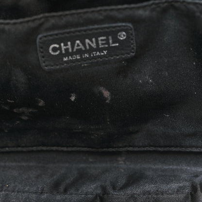 Chanel Vinyl Diamond Kiss Lock Clutch Black 11 of 14