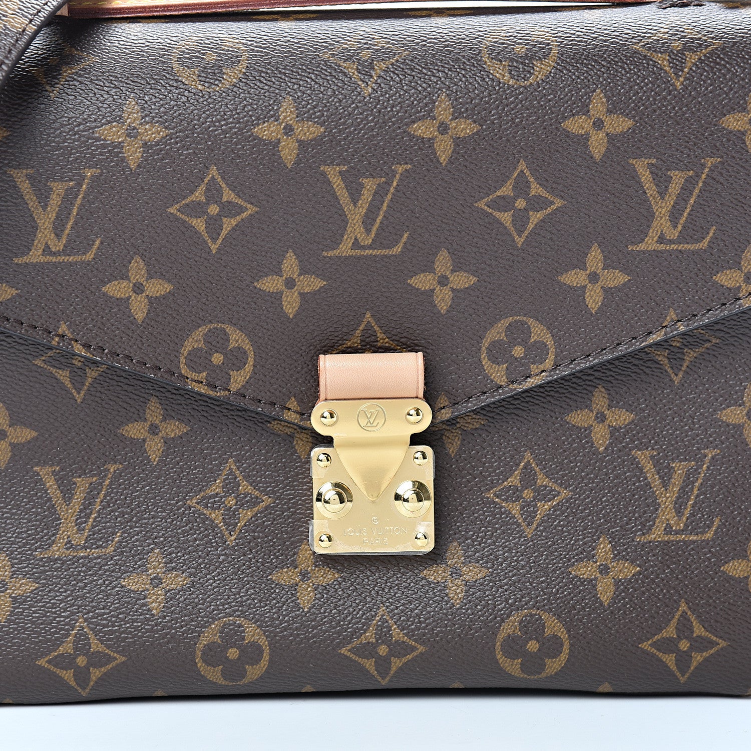 Louis Vuitton Monogram Pochette Metis 7 of 11