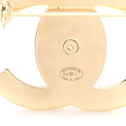 Chanel Metal CC Turn Lock Brooch Gold 3 of 4