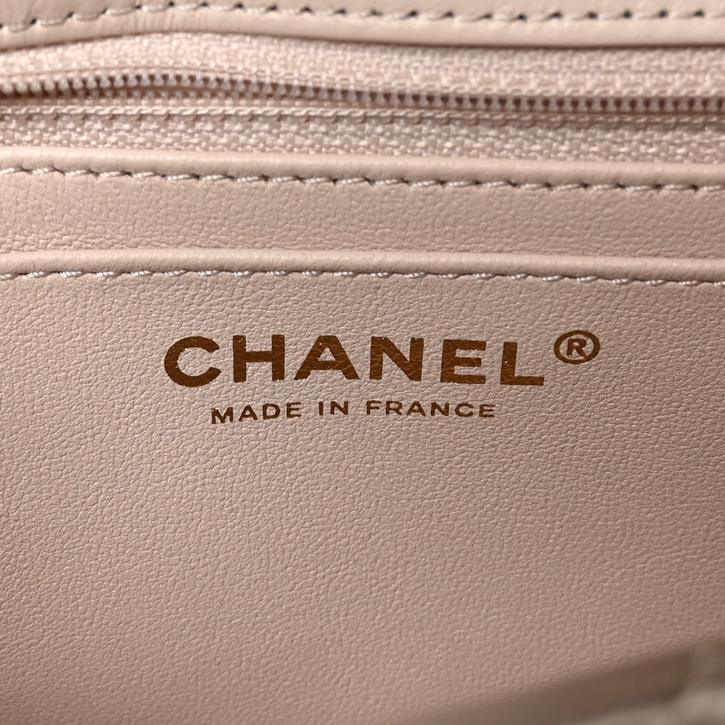 Aged Calfskin Quilted 2.55 Reissue Mini Flap Ecru