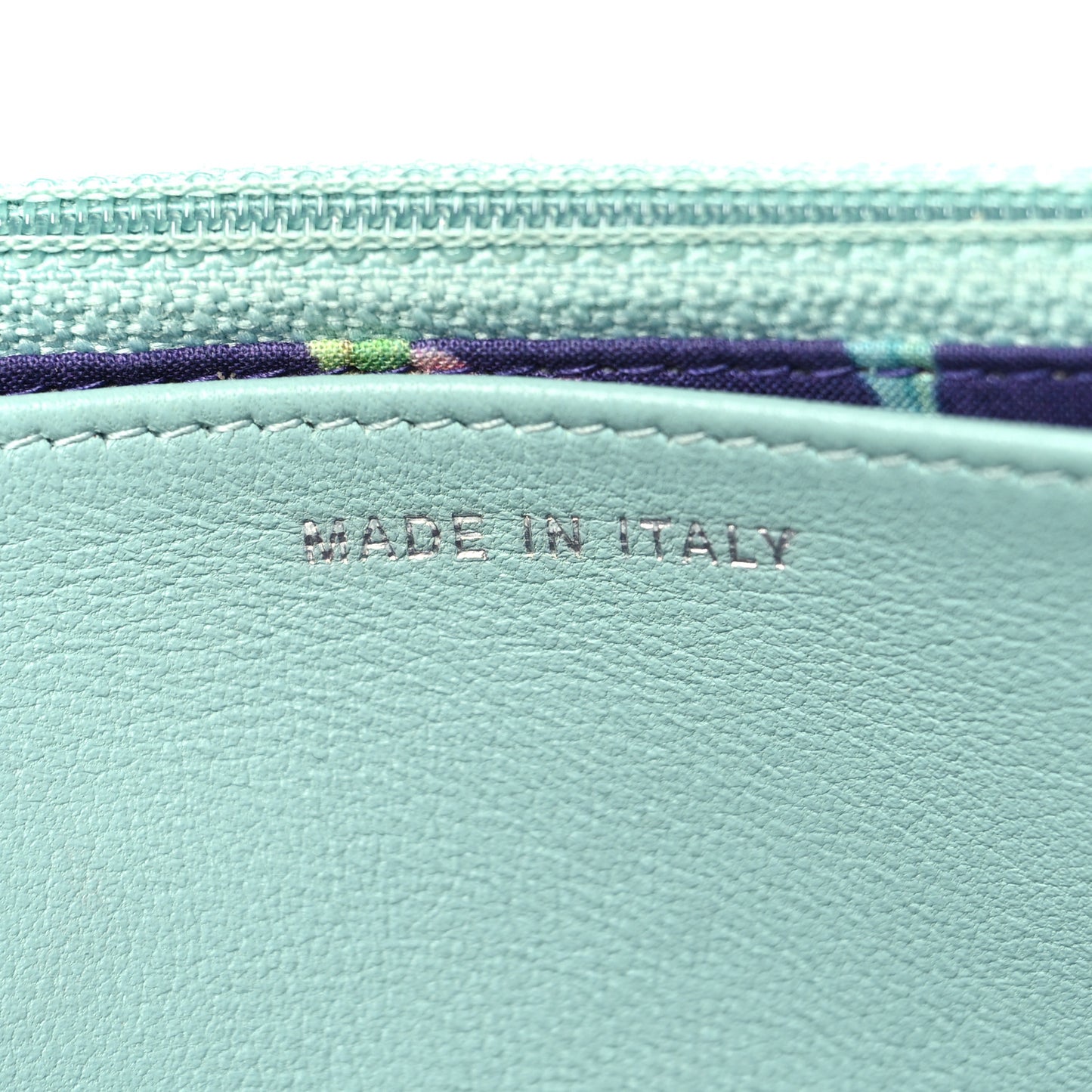 Calfskin Whipstitch Wallet On Chain WOC Green