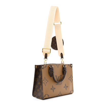 Louis Vuitton Reverse Monogram Giant Onthego PM 3 of 11