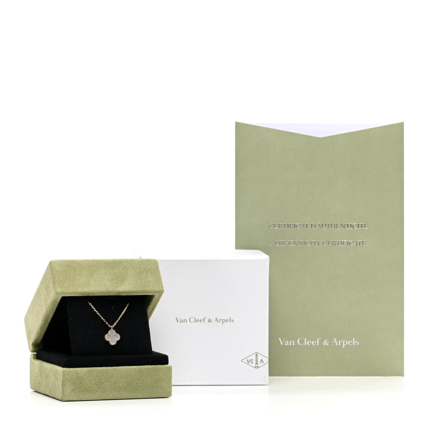 18K Yellow Gold Mother of Pearl Sweet Alhambra Pendant Necklace