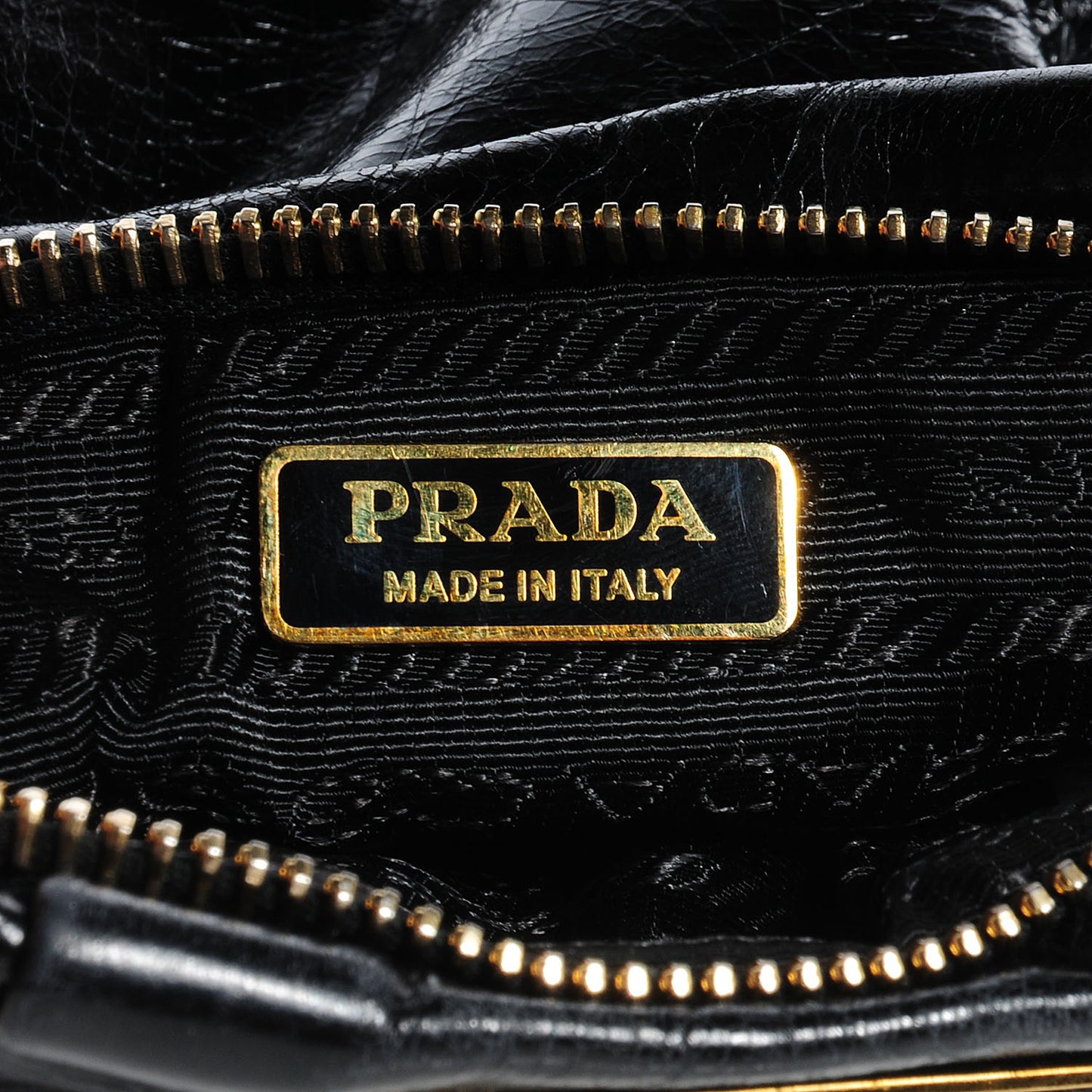 Vitello Shine Wristlet Nero Black