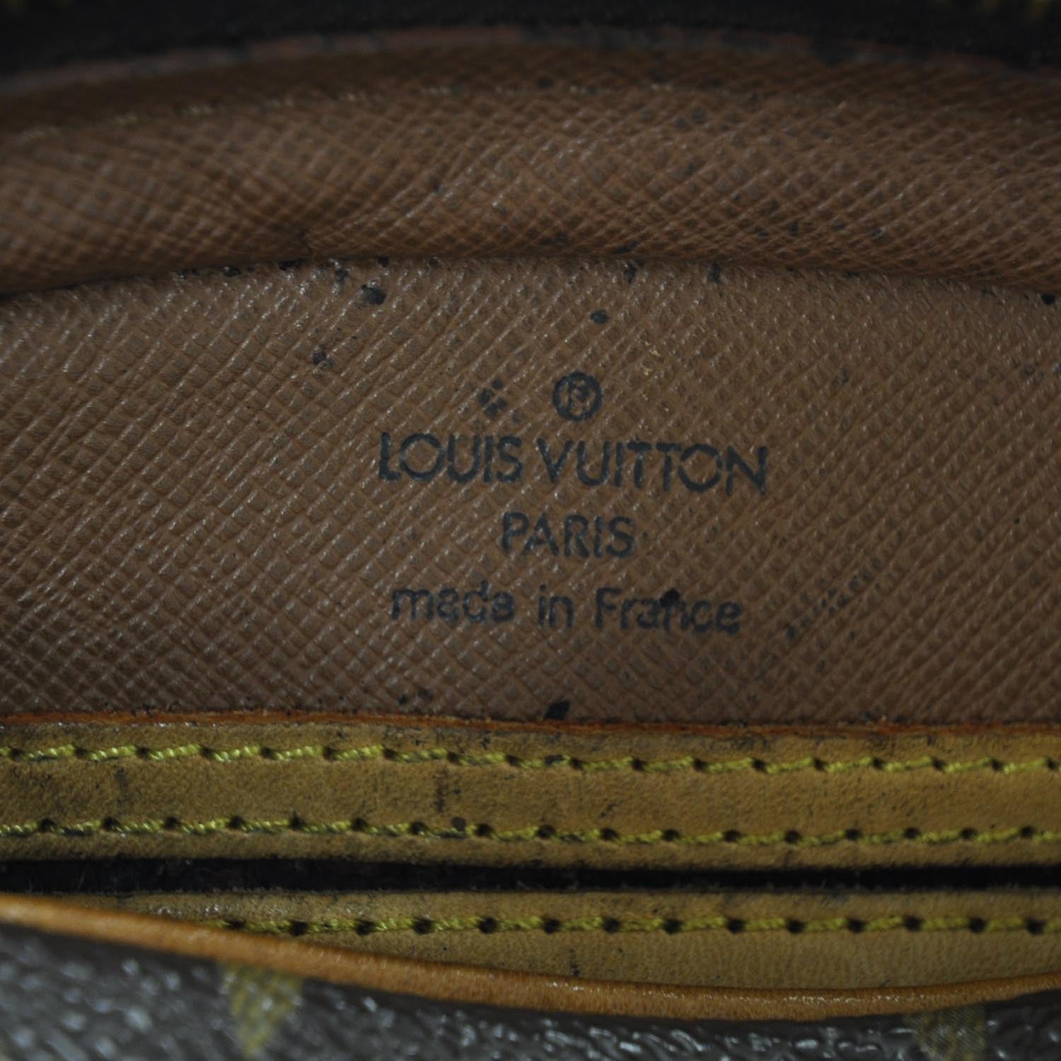Louis Vuitton Monogram Blois 7 of 8