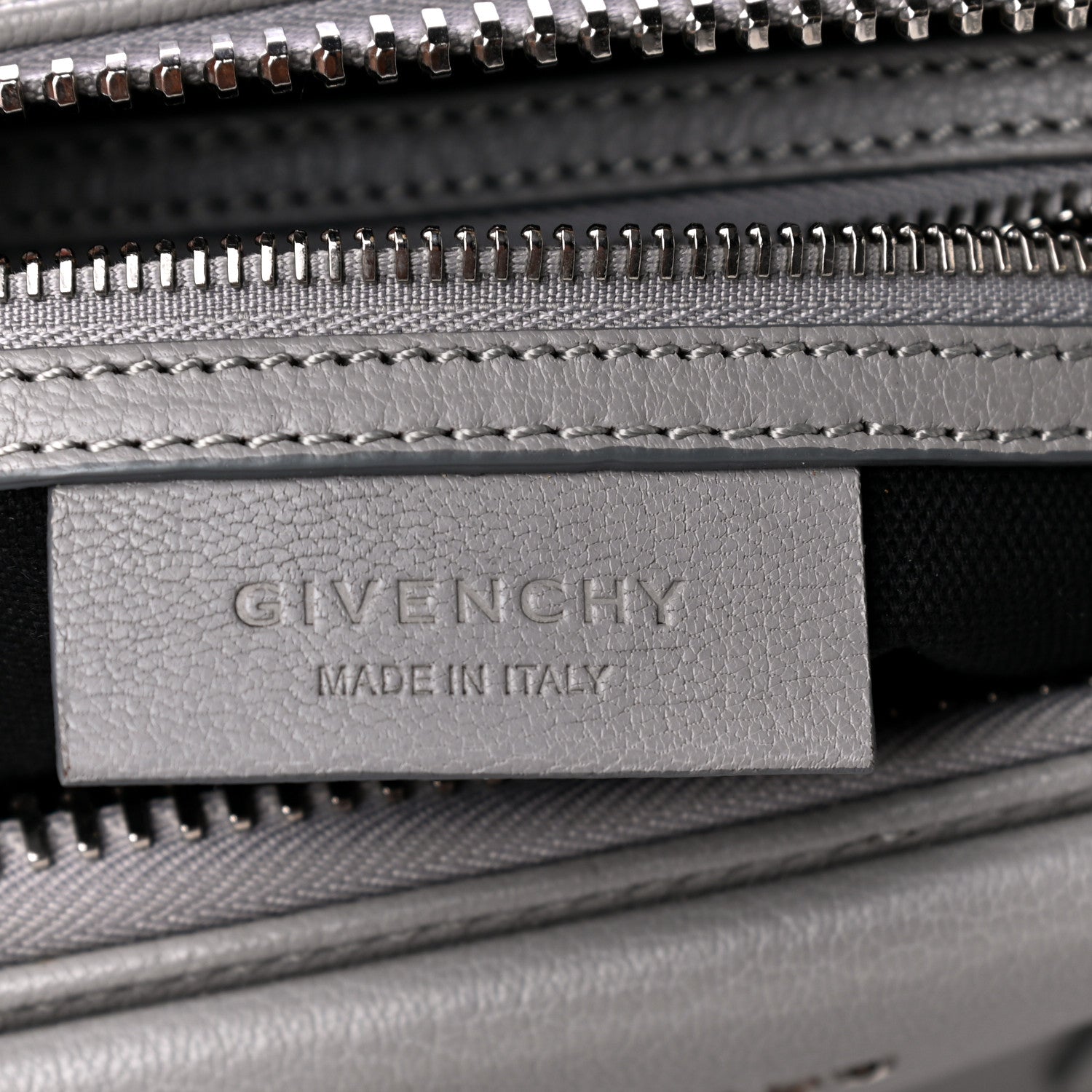 Givenchy Sugar Goatskin Small Antigona Pearl Grey 6 of 11