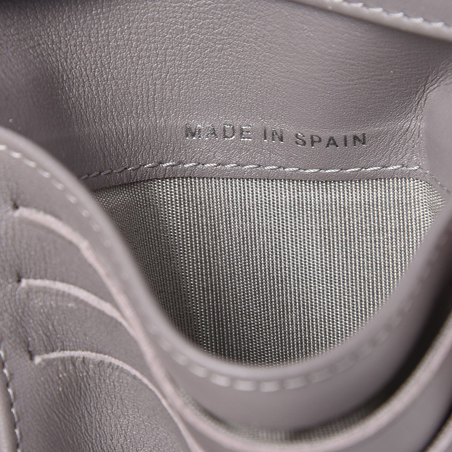 Caviar Timeless CC Compact French Wallet Light Grey