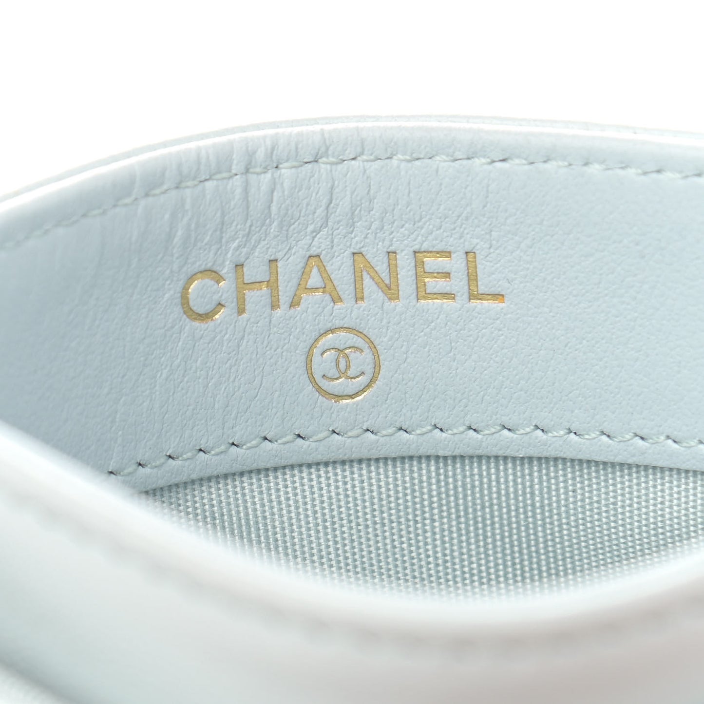 Lambskin Quilted Chanel 19 Card Holder Light Blue