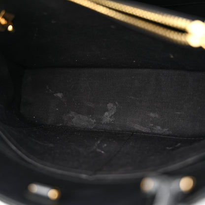 Louis Vuitton Vernis Montaigne MM Black 7 of 13