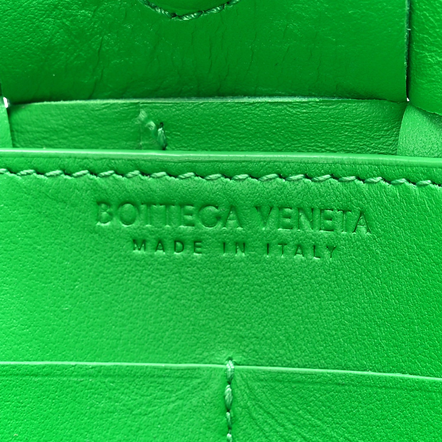 Bottega Veneta Calfskin Maxi Intrecciato Cassette Pouch On Strap Parakeet 6 of 12