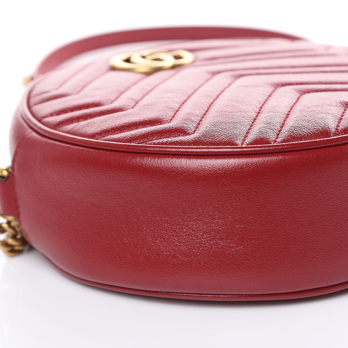 Glazed Calfskin Matelasse Heart Mini GG Marmont Round Shoulder Bag Romantic Cerise